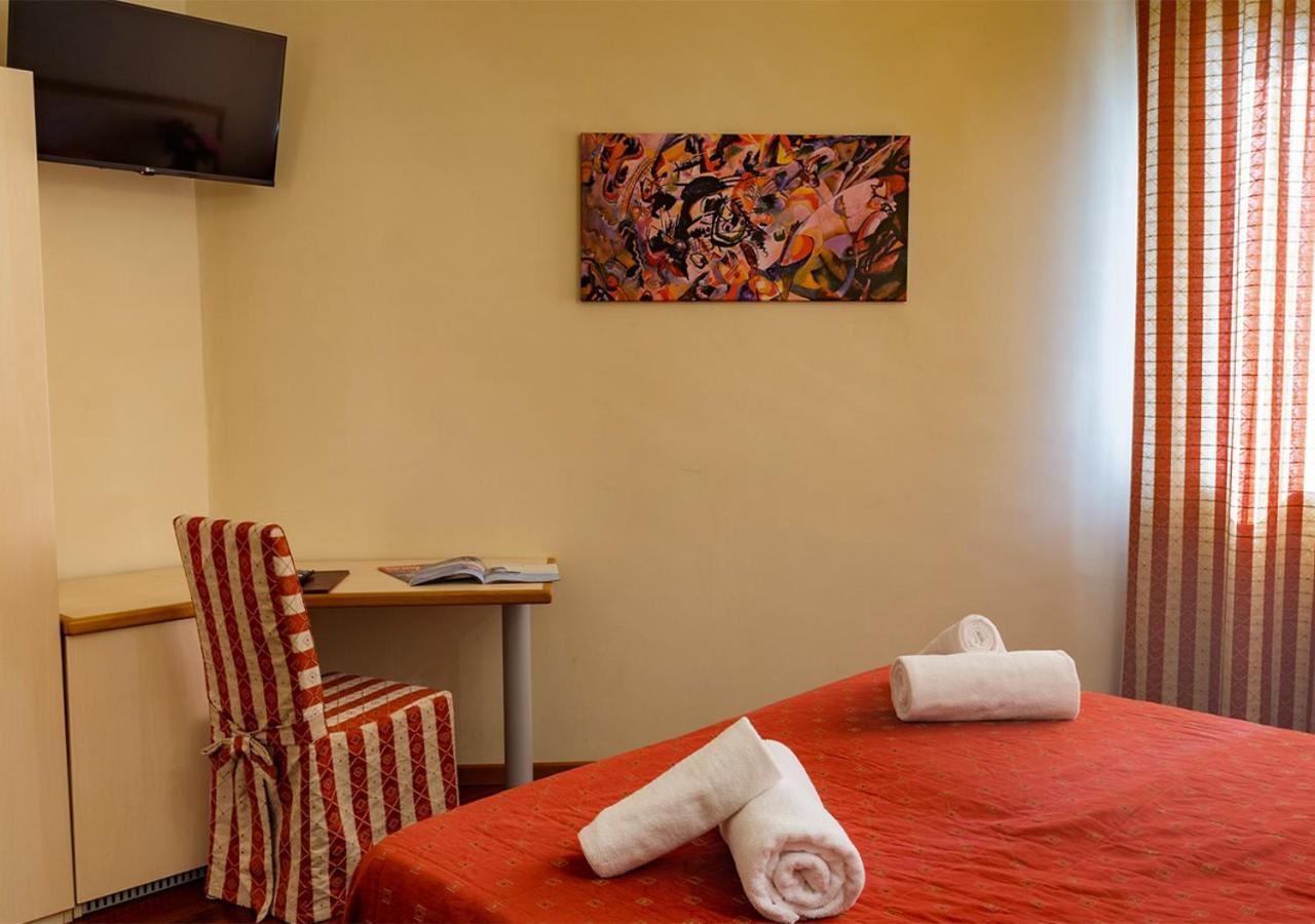 Caprice Hotel Avigliana Exterior foto